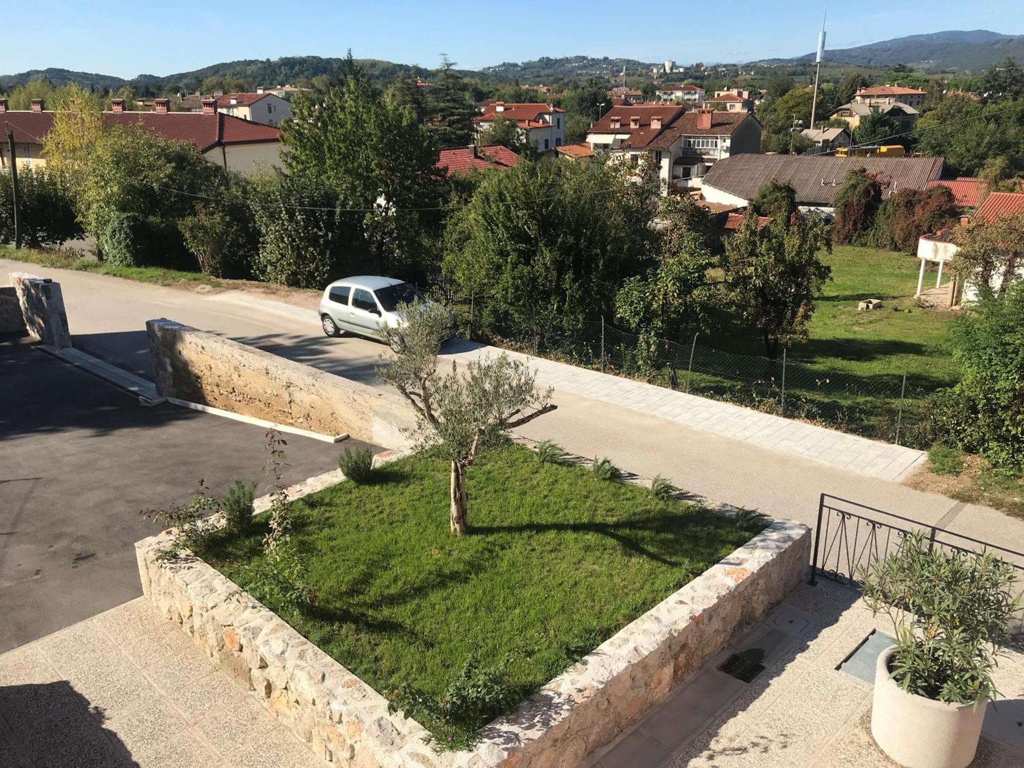 Vila Burbonka Aparthotel Nova Gorica Exterior photo